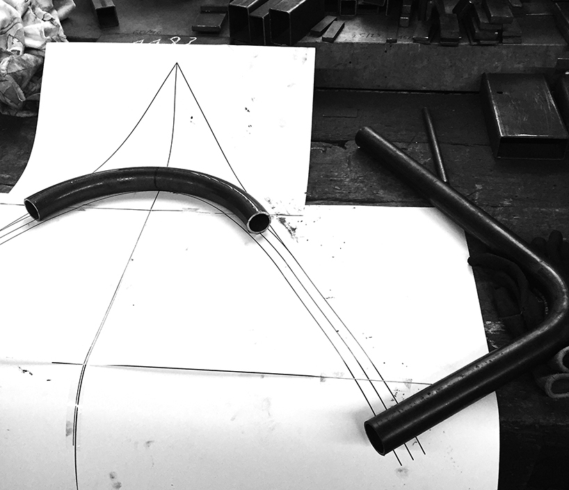 clara schweers saitens steel chair