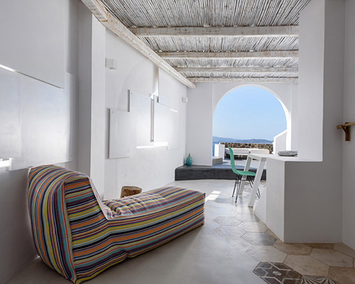 dimitra rafa upgrades solstice luxury suites in oia santorini, greece