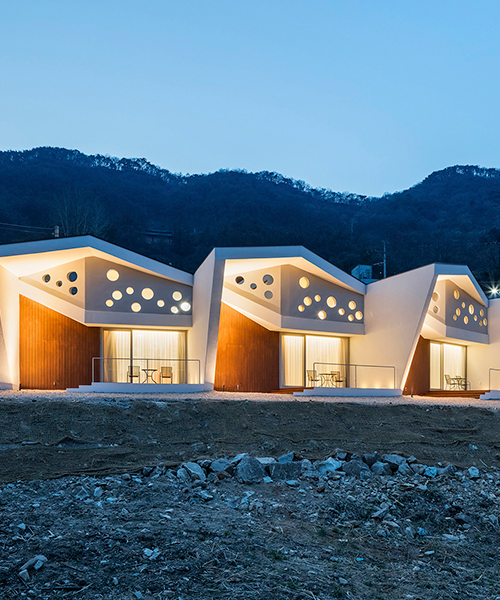 HG-architecture & UIA situate hotel doban in korean mountains