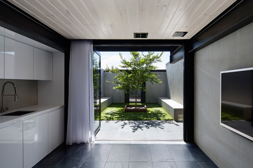 lachlan-shepherd-architects-boston-road-townhouse-designboom-03