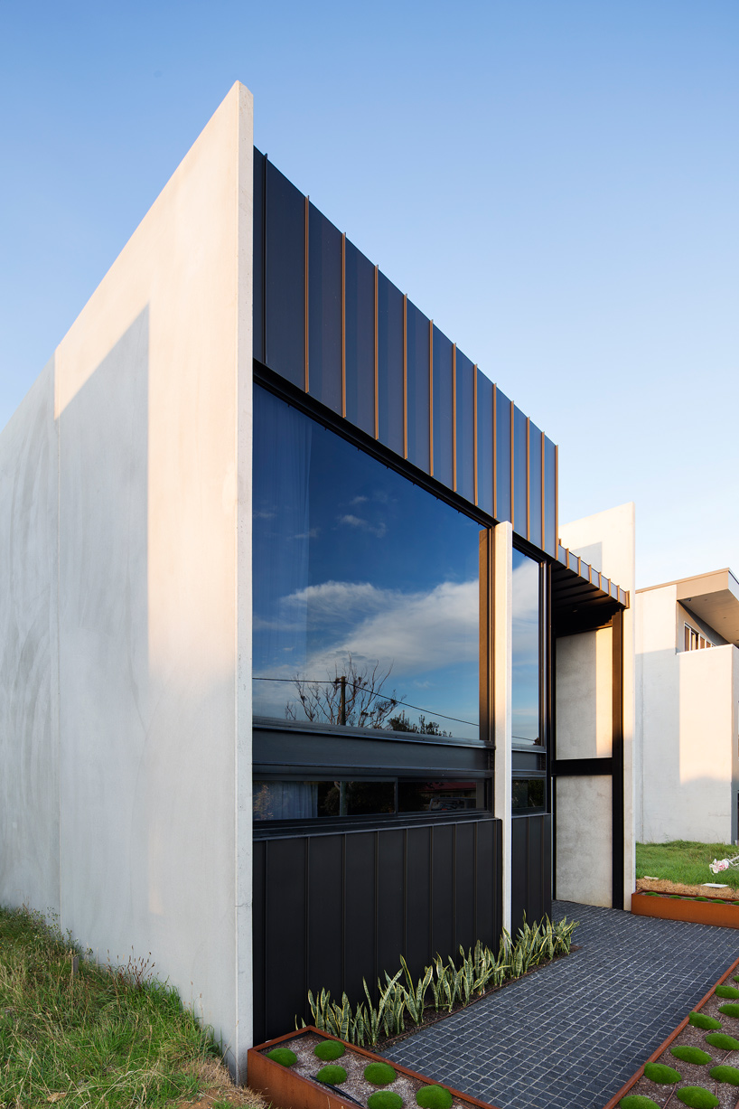 lachlan-shepherd-architects-boston-road-townhouse-designboom-03