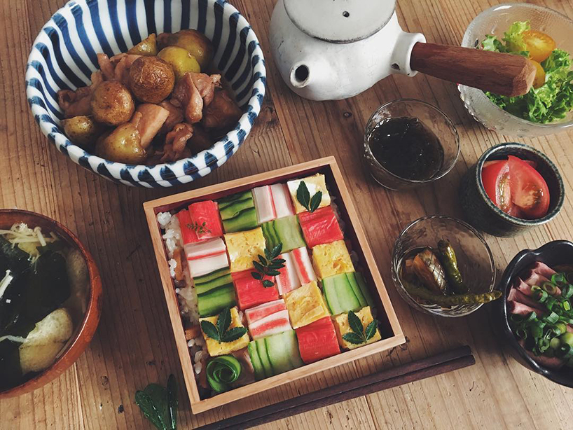 mosaic-sushi-japanese-food-instagram-trend-designboom-02