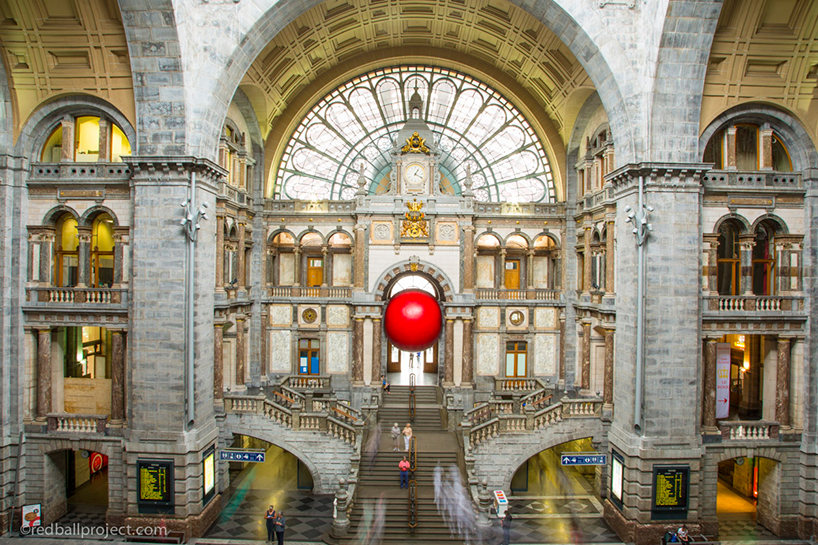redball-antwerp-installation-designboom-01