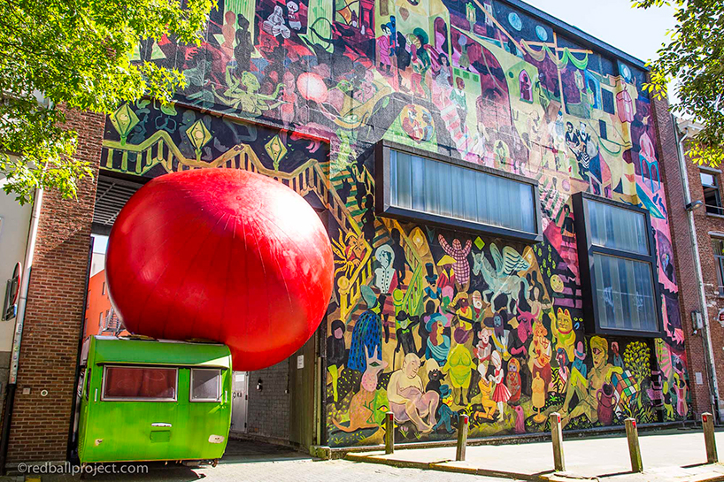 redball-antwerp-installation-designboom-02