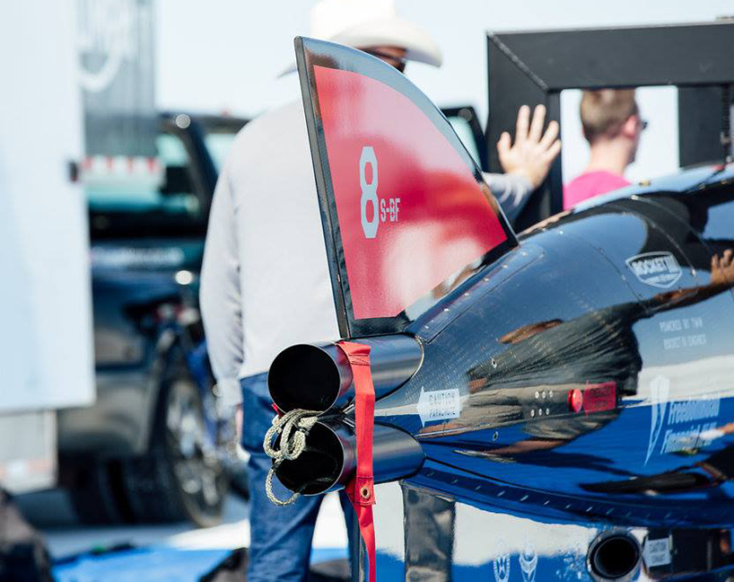 triumph-rocket-world-land-speed-record-attempt-guy-martin-designboom-02