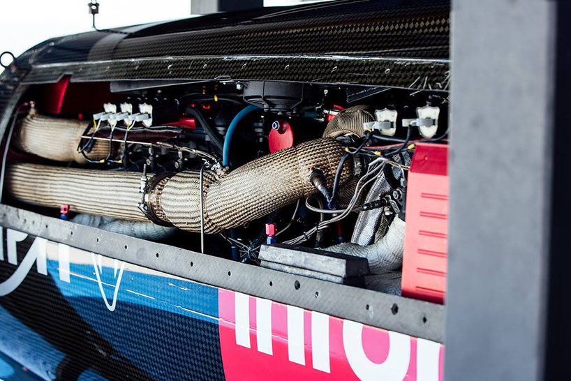 triumph-rocket-world-land-speed-record-attempt-guy-martin-designboom-02