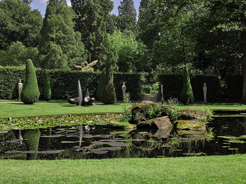 zaha hadid lilas pavilion sothebys beyond limits sculpture exhibition chatsworth house designboom
