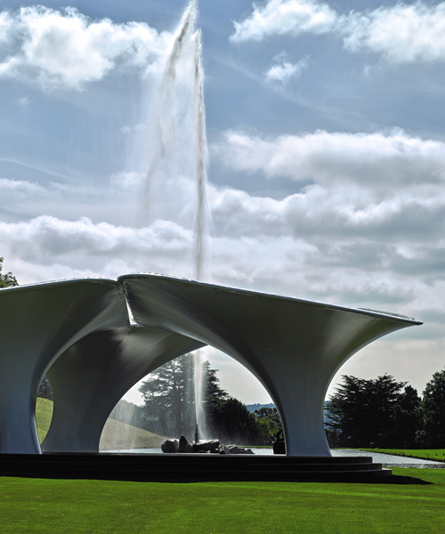 zaha hadid's lilas pavilion featured at sotheby's beyond limits sculpture exhibition