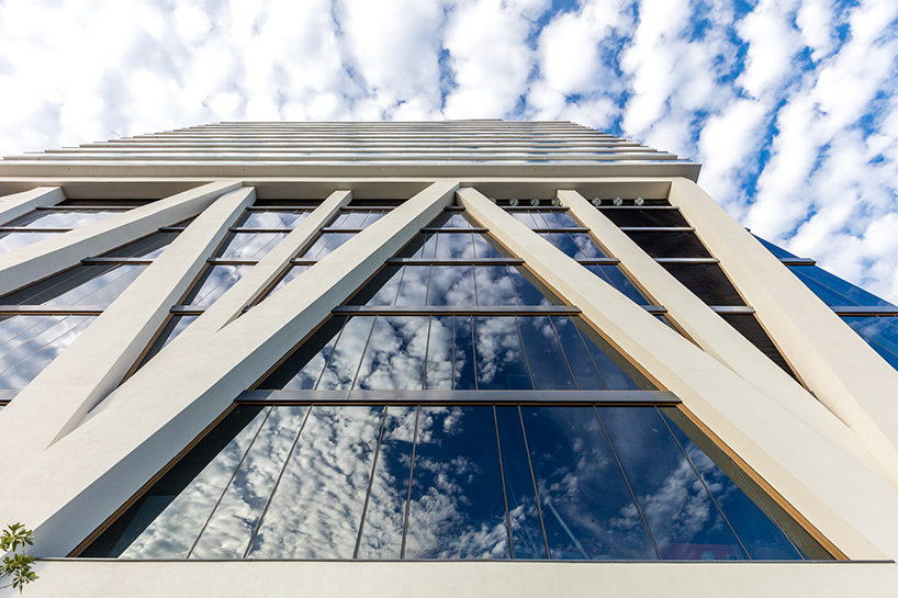 albo-liberis-the-william-vale-hotel-williamsburg-brooklyn-new-york-designboom-02