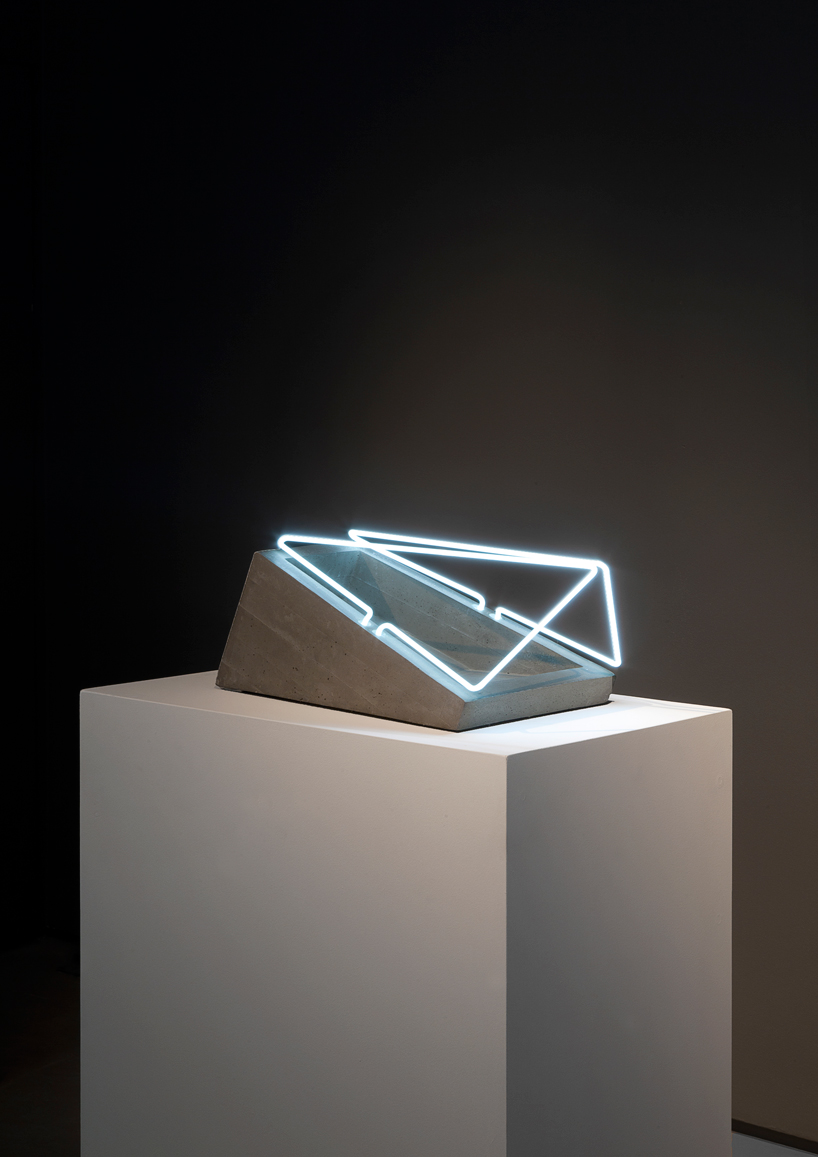 morgane tschiember's fluorescent lighting tube sculptures play with ...