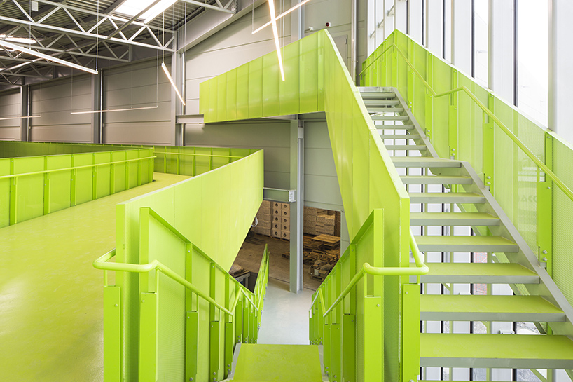 cino-zucchi-architetti-fili-derba-pedrali-new-automated-warehouse-bergamo-italy-designboom-02