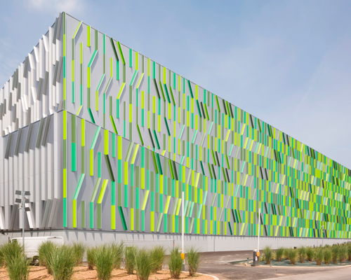 pedrali opens 'fili d'erba', an automated warehouse in italy by cino zucchi architetti