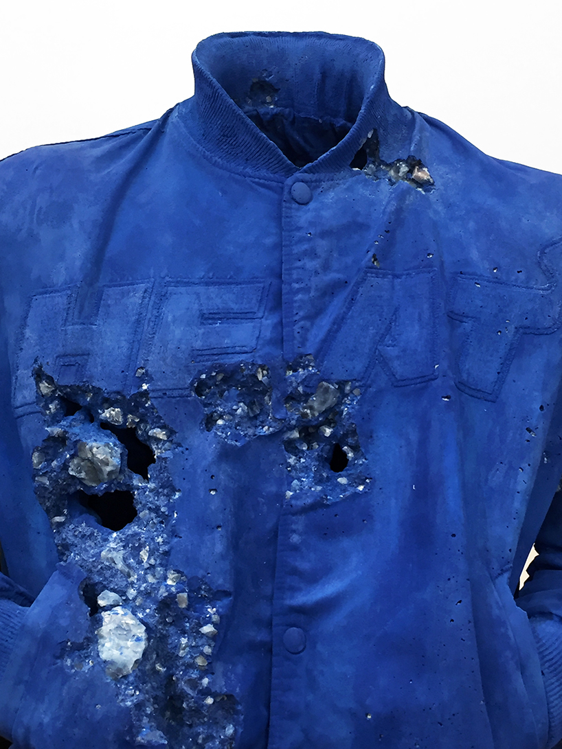 daniel-arsham-galerie-perrotin-designboom-06