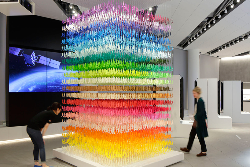 emmanuelle moureaux layers 18,000 paper silhouettes in 100 