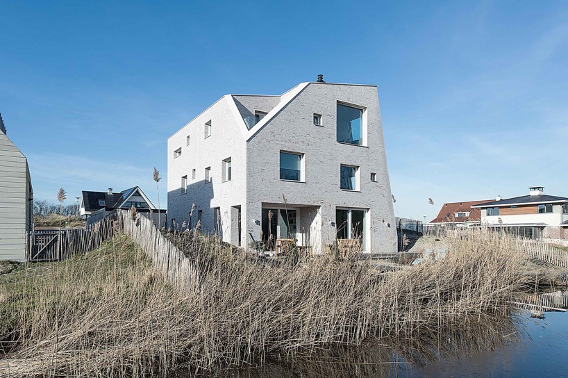 global-architects-house-as-a-rock-holland-designboom-02