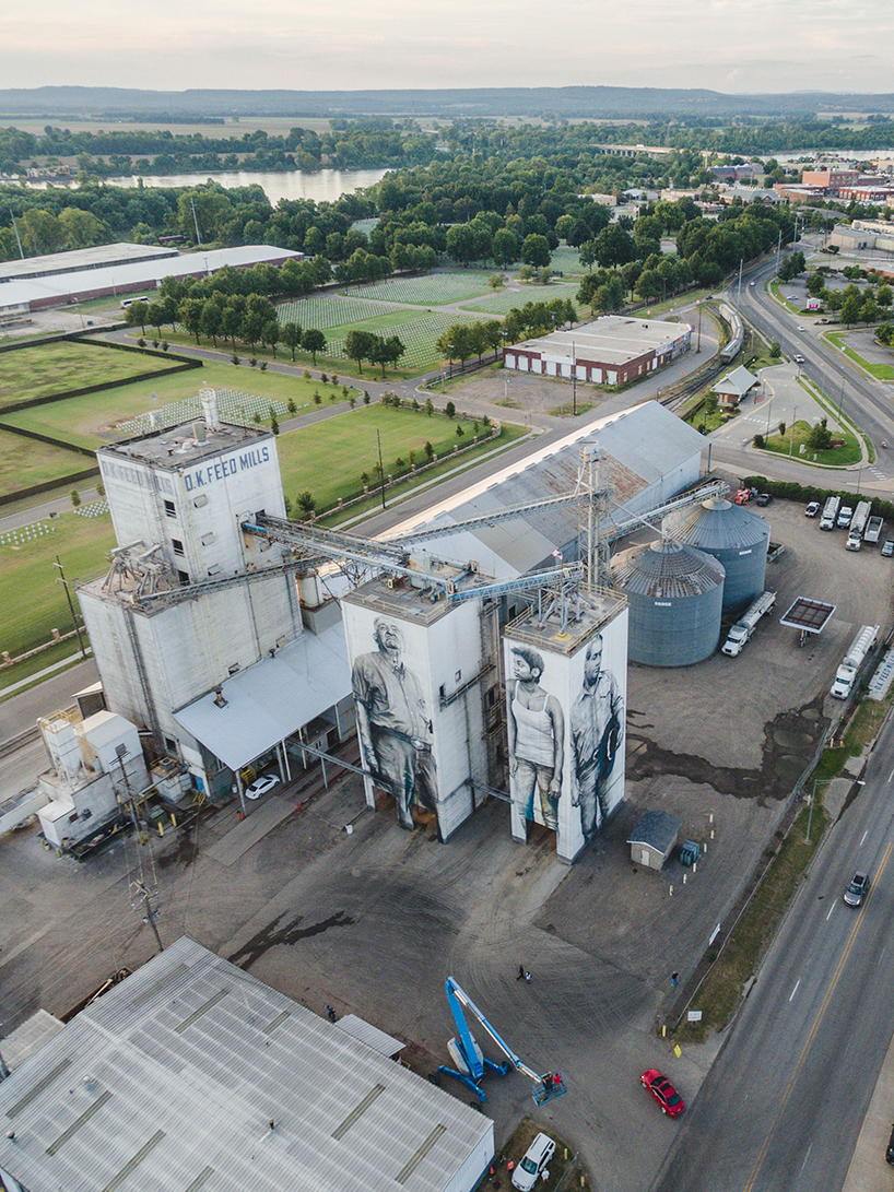 guido-van-helten-justkids-arkansas-designboom-02