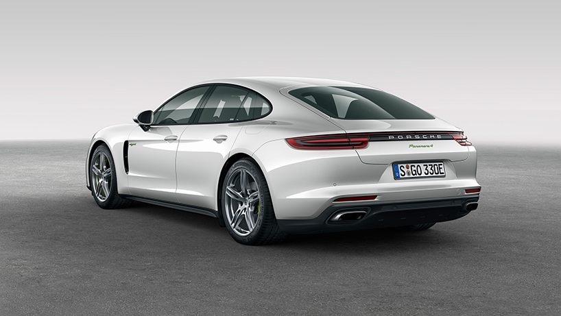 porsche panamera 4E hybrid designboom