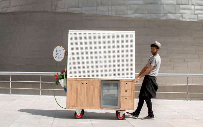 arquimaña's modern food truck sells artisanal hot dogs in bilbao