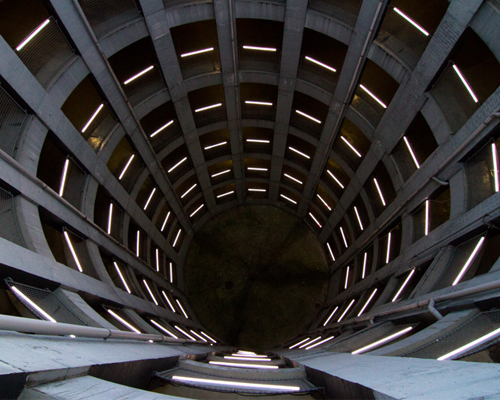kollision presents rabbit hole immersive installation at aarhus festival