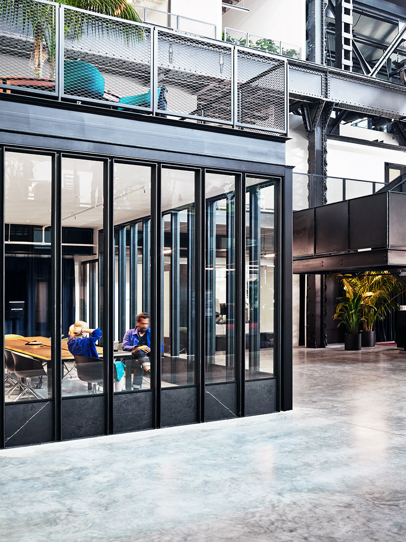 new-lab-workspace-brooklyn-navy-yard-new-york-designboom-02