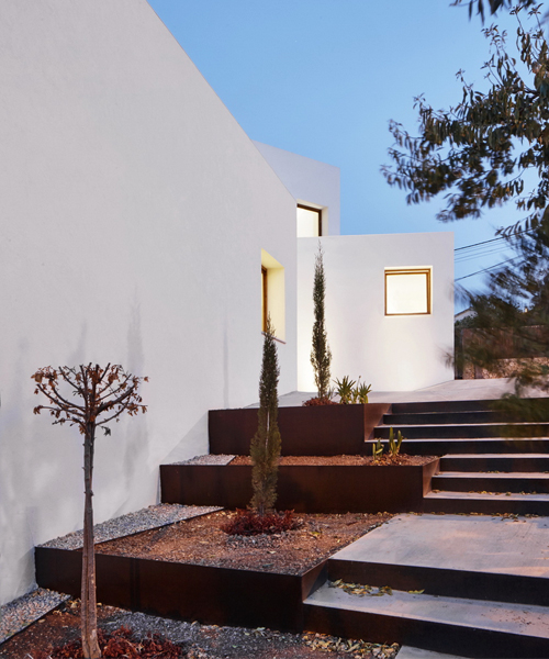 OHLAB team realizes eco-house in mallorca, spain