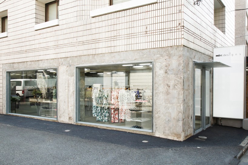 schemata-architects-mintdesigns-aoyama-japan-designboom-01