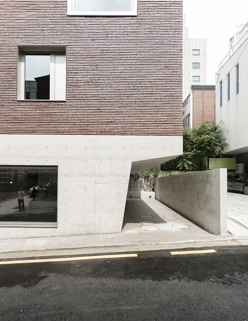 stocker-lee-architetti-nonhyun-101-1-offices-apartments-seoul-south-korea-designboom-02