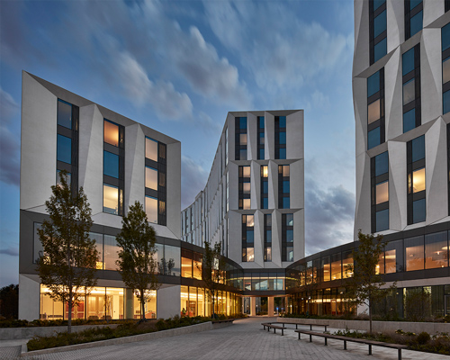 studio gang adds to university of chicago campus with concrete-clad student center