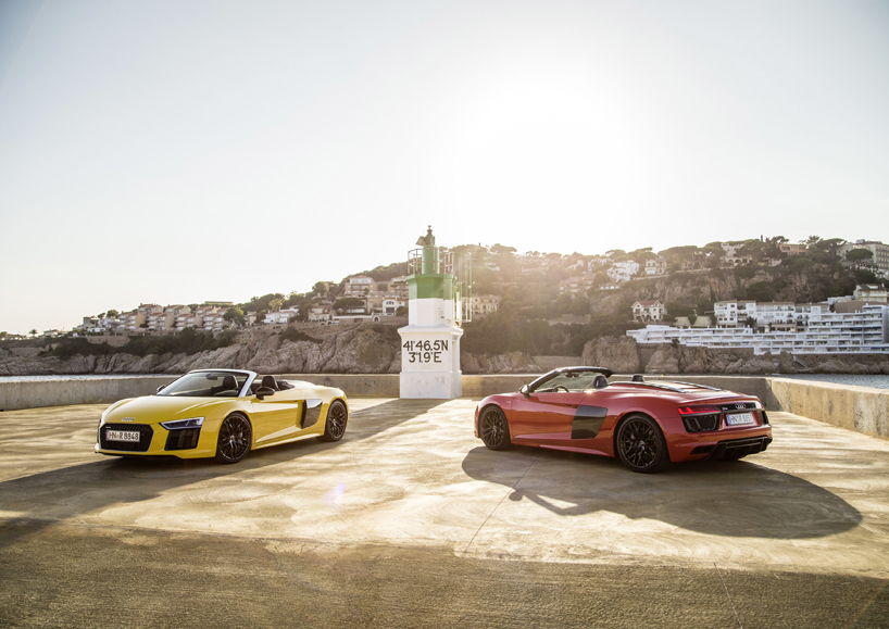 AUDI R8 Spyder V10 designboom