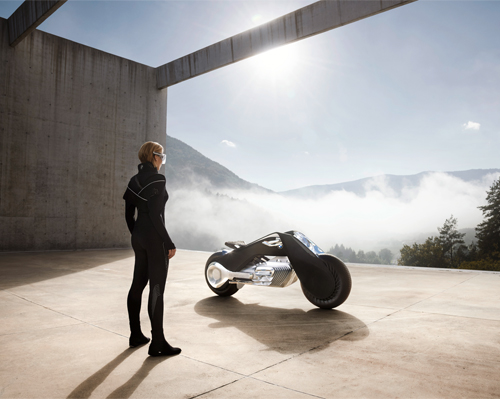 BMW VISION NEXT 100 motorcycle: interview with the designers in los angeles