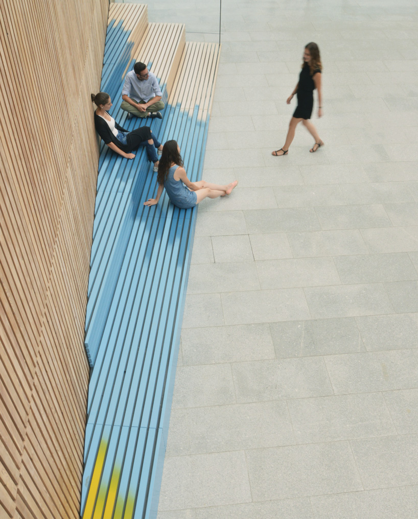 scau-js-l-troyes-business-school-france-designboom-04