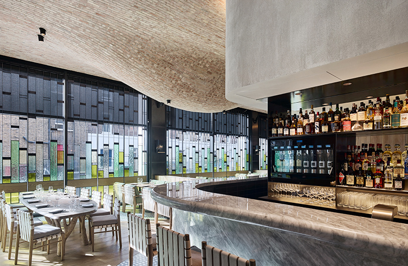 andy-martin-architecture-fucina-restaurant-london-designboom-02