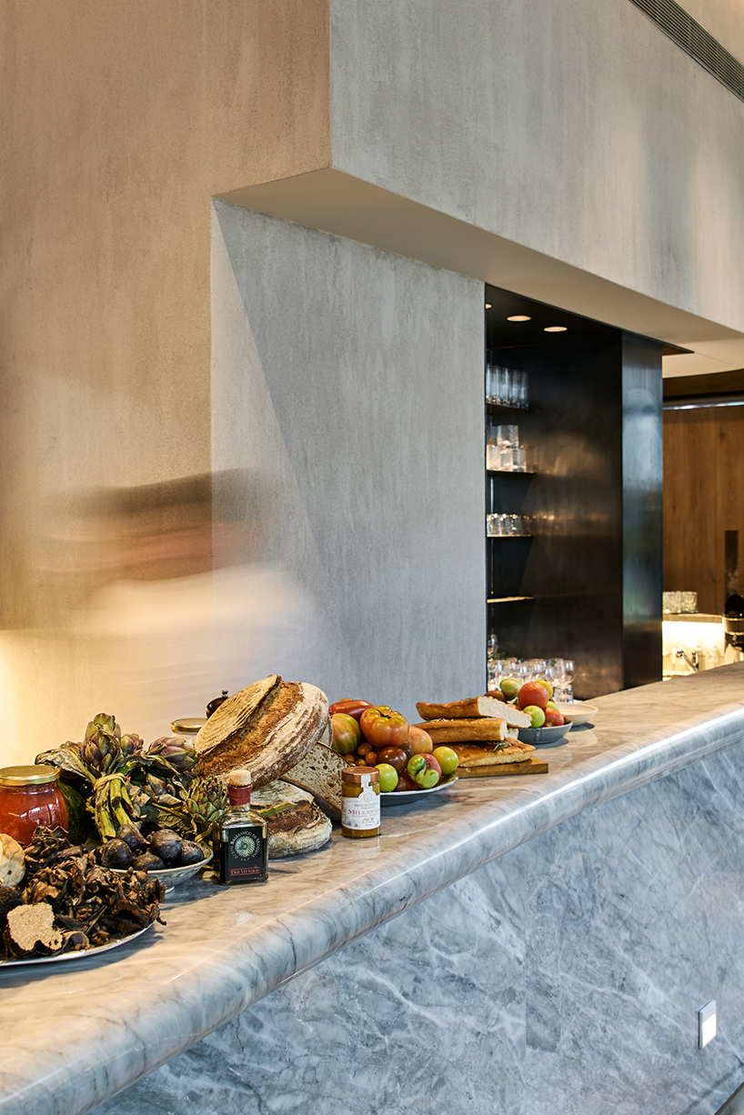 andy-martin-architecture-fucina-restaurant-london-designboom-02