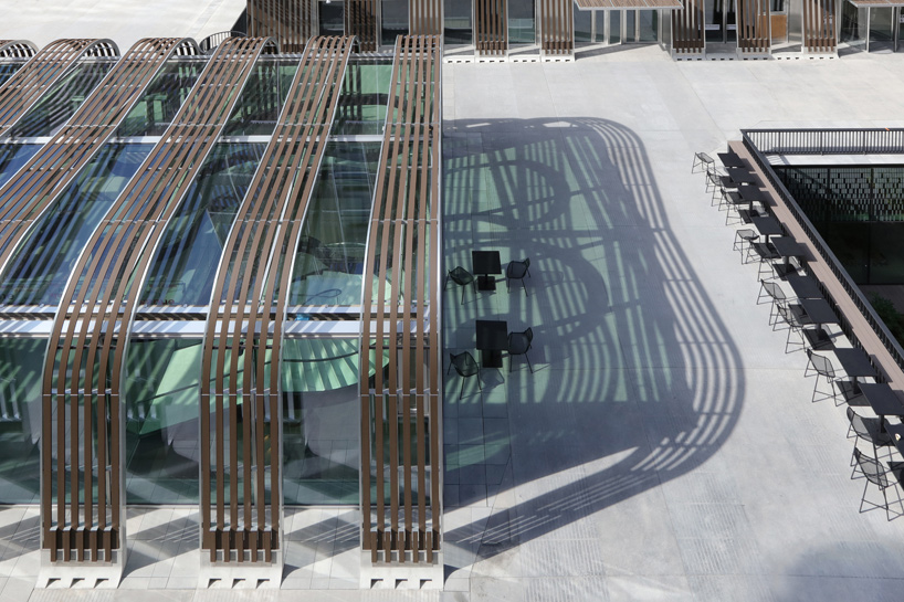 architecture-anne-demians-les-dunes-france-designboom-03