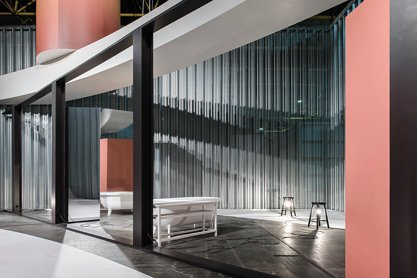 biennale-interieur-2016-silver-lining-interiors-solo-house-office-kgdvs-designboom-01