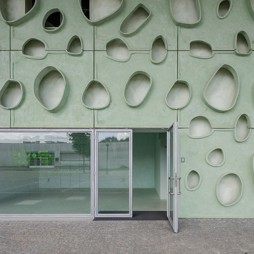 claudio-vilarinho-ibs-institute-of-science-and-innovation-for-bio-sustainability-portugal-designboom-02