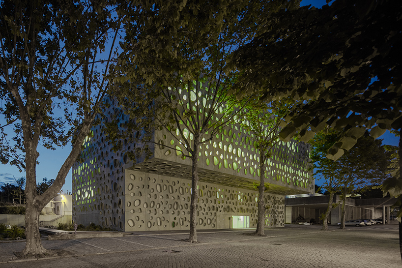 cláudio vilarinho builds green university building in portgual