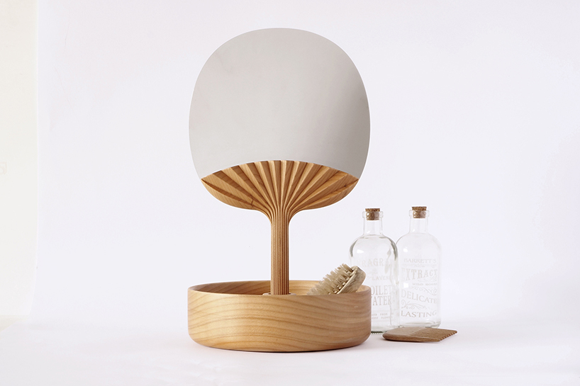 ilaria innocenti giorgio laboratore self portrait mirror portego biennale interieur designboom