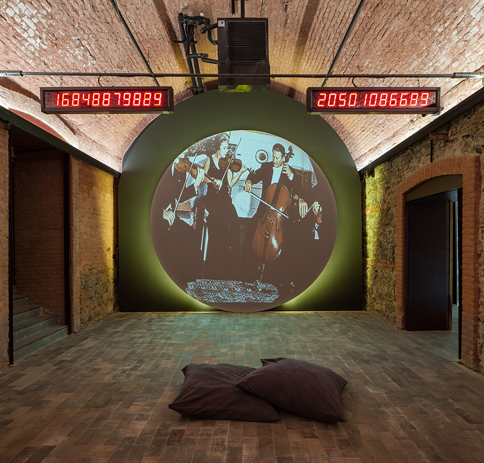 istanbul-design-biennial-2016-interview-beatriz-colomina-mark-wigley-designboom-q1