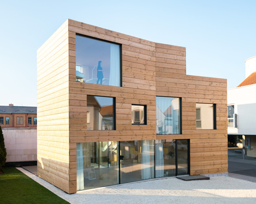 MIND AC develops versatile office space with timber envelope in germany