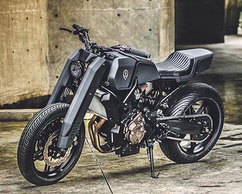 rough crafts onyx blade motorcycle is striking and stealthy