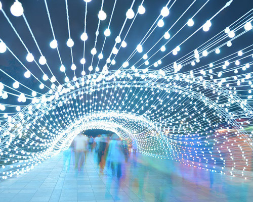 AEPioneer installs an immersive 80m-long light tunnel in tehran