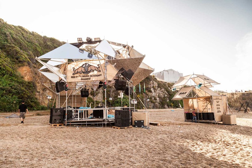 BARN arch. RBM stage babylon soundgarden music festival kilyos designboom 