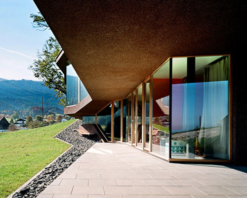 HOLODECK architects completes embedded house in austria
