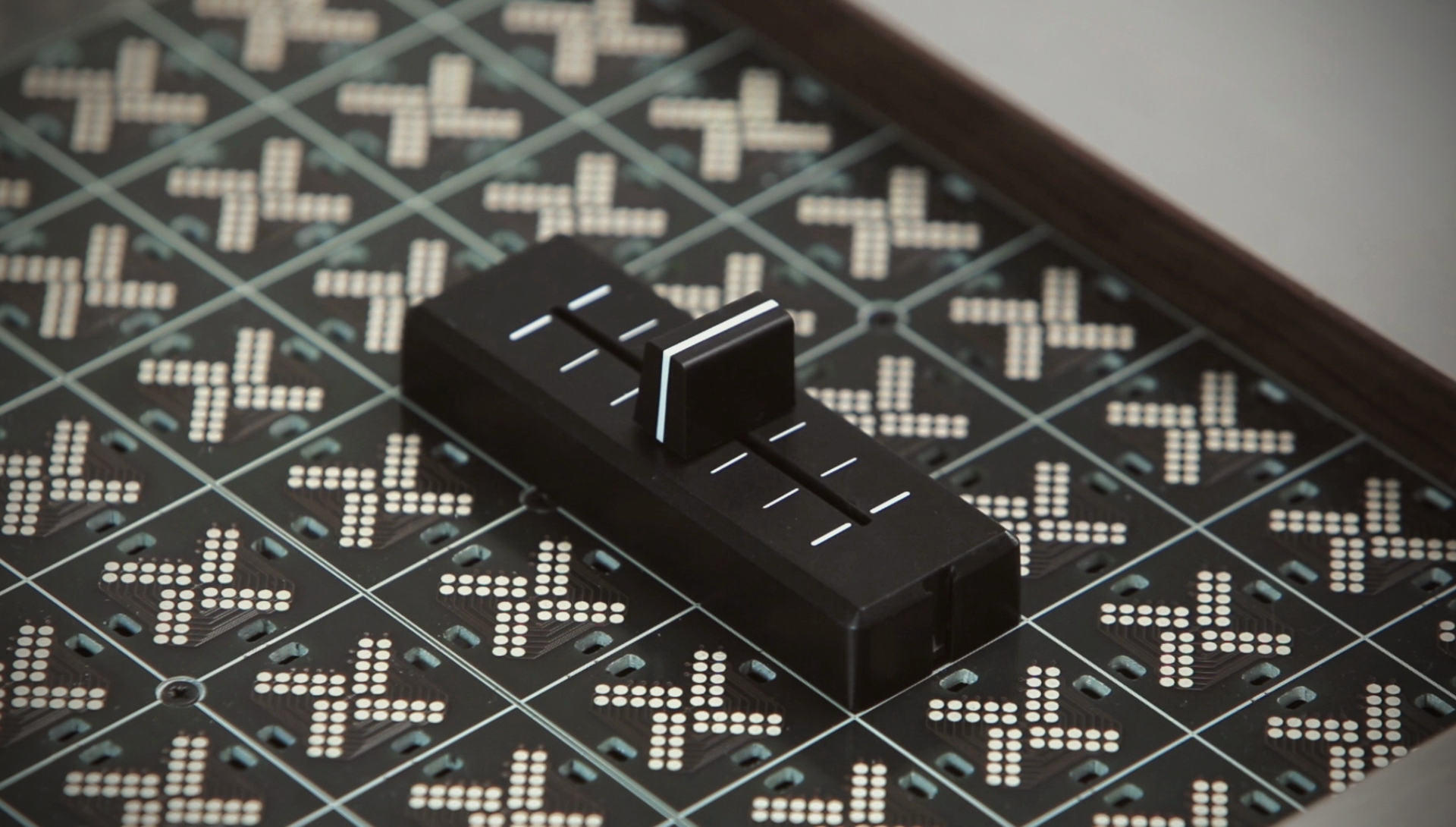 mine modular controller LEGO designboom