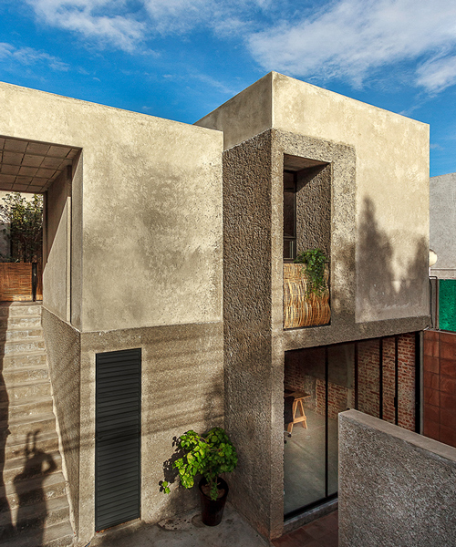 intersticial arquitectura reconstructs casa estudio in mexico