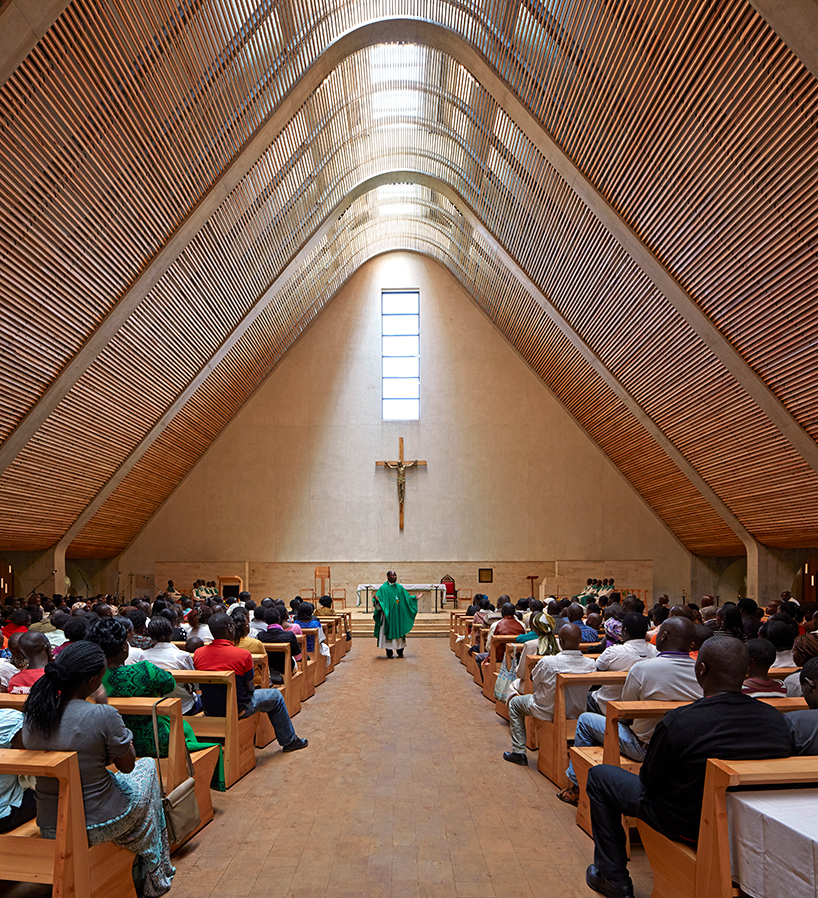 john-mcaslan-partners-sacred-heart-cathedral-of-kericho-kenya-designboom-02