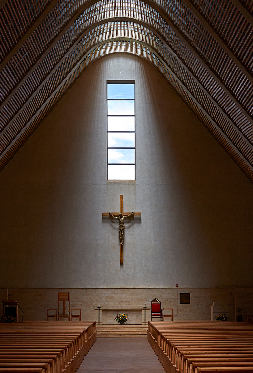 john-mcaslan-partners-sacred-heart-cathedral-of-kericho-kenya-designboom-02