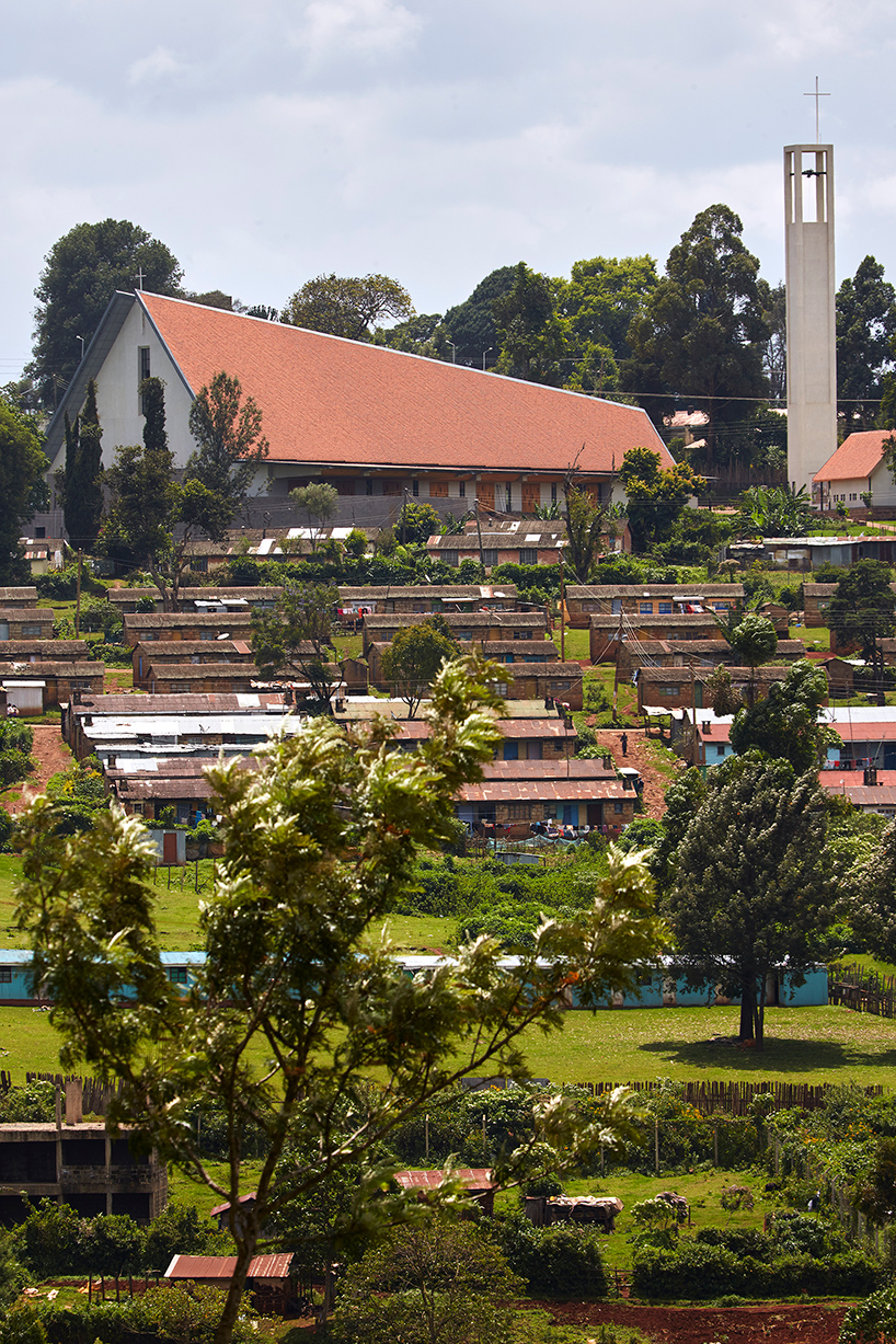 john-mcaslan-partners-sacred-heart-cathedral-of-kericho-kenya-designboom-02