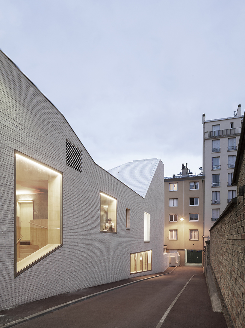 joly-loiret-dance-and-music-rooms-versailles-france-designboom-04